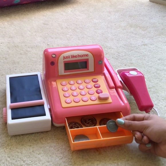 Cashier - Picture 5 of 5